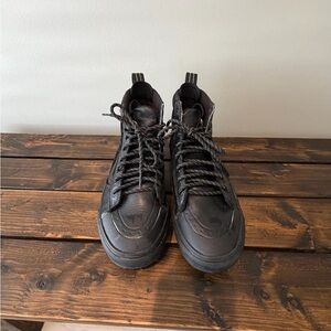 Vans Men’s Black High-Top Casual Sneakers